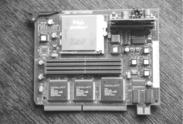Olivetti CPU P54 90 MHz + Corollary chipset